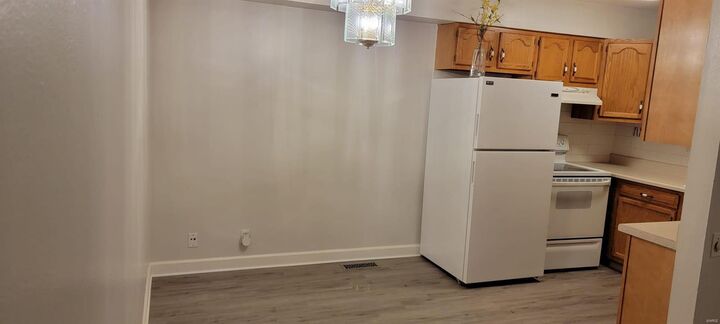 Property Photo:  10407 Briarbend Drive 3  MO 63146 