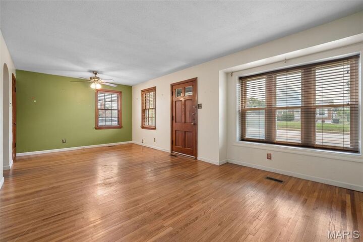 Property Photo: 7305 Morganford Road MO 63116