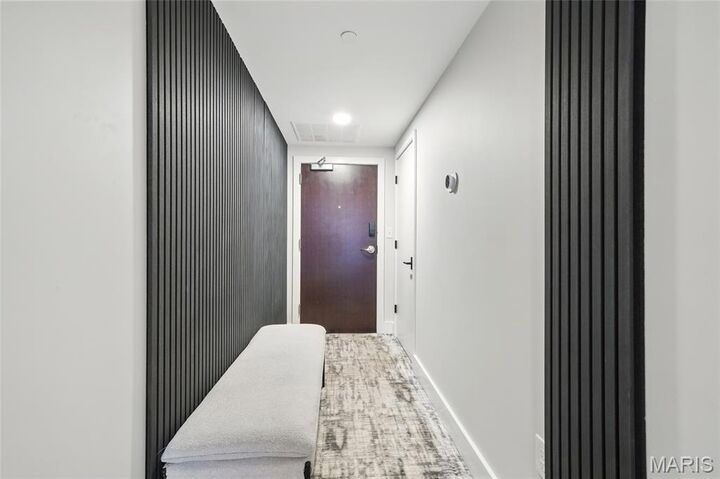 Property Photo: 314 N Broadway 806 MO 63102