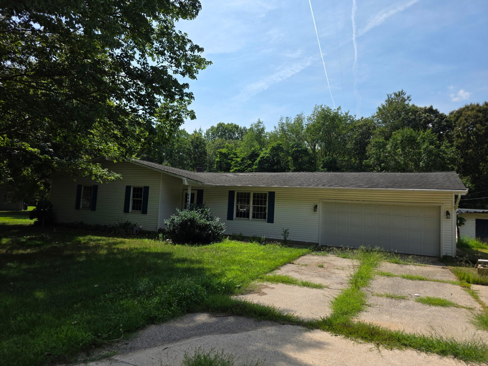 Property Photo: 69682 Ironwood Drive MI 49120