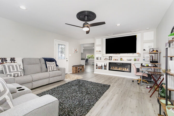Property Photo: 30 Quarry Street IL 60436