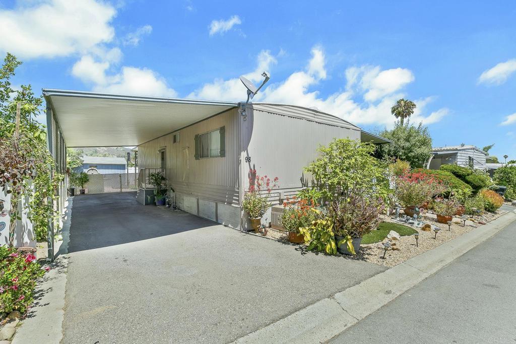 Property Photo: 971 Borden Road Spc 98 CA 92069