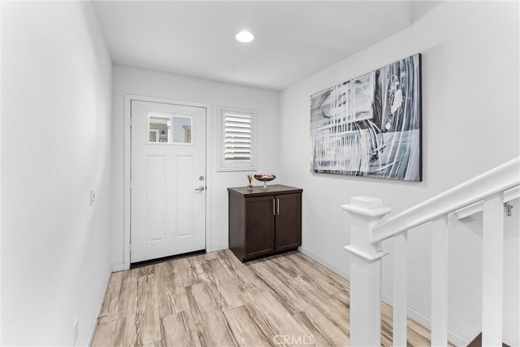 Property Photo: 843 Sunburst Way CA 91767