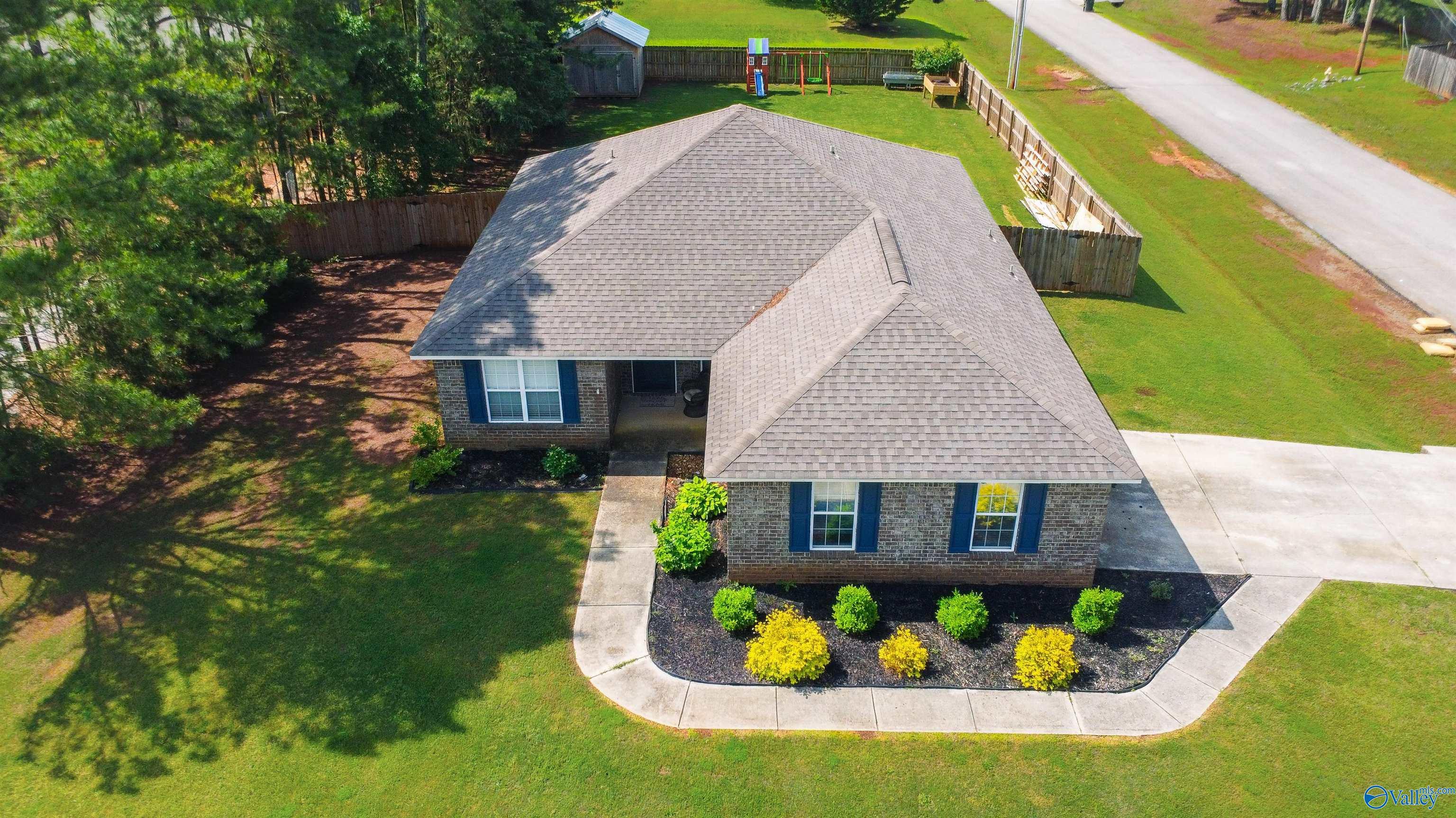 Property Photo:  101 Balsam Poplar Way  AL 35749 