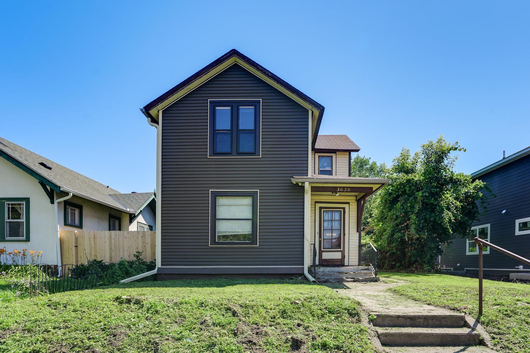 Property Photo: 3020 Knox Avenue N MN 55411