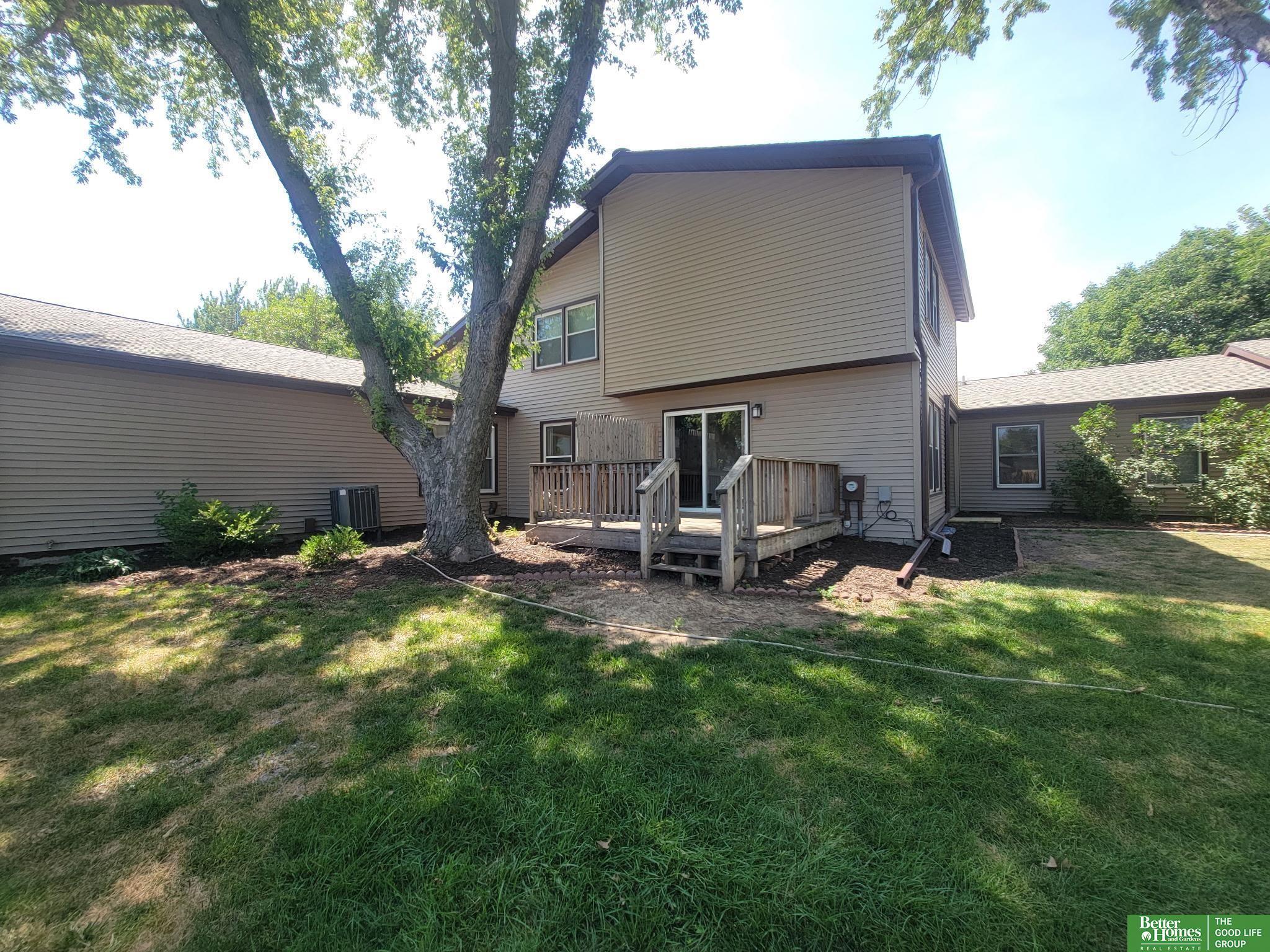 Property Photo:  841 S Country Club Drive  NE 68467 