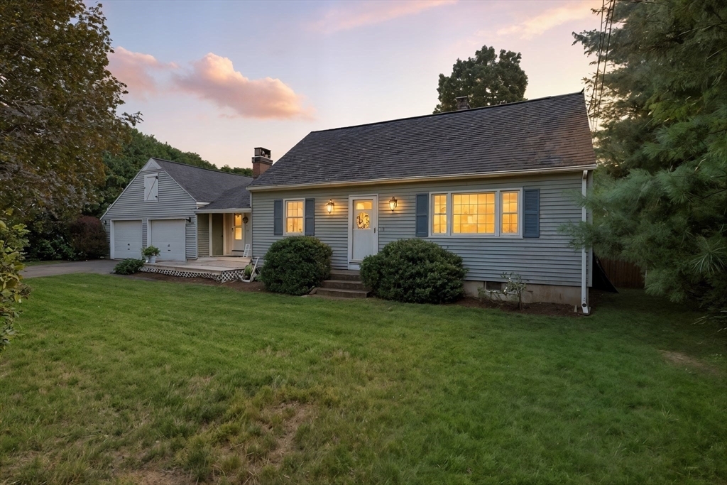 Property Photo:  48 Darby Dr  MA 01085 