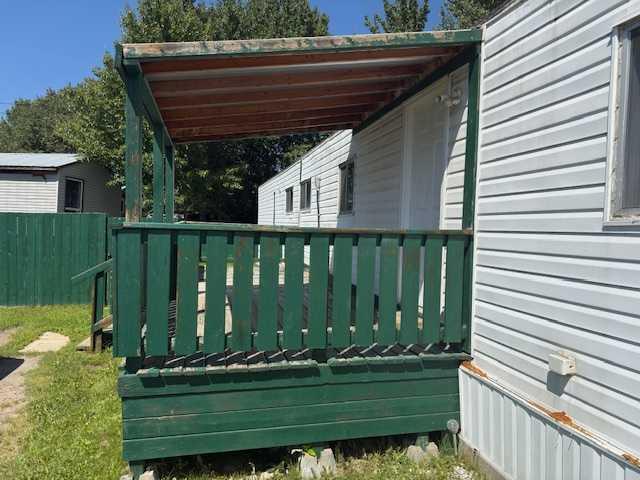 Property Photo: 810 56th Street 8 AB T7E 1P2