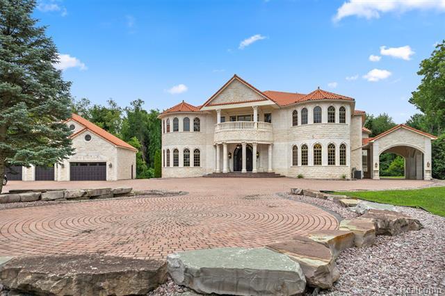 Property Photo:  18585 Sheldon Road  MI 48168 