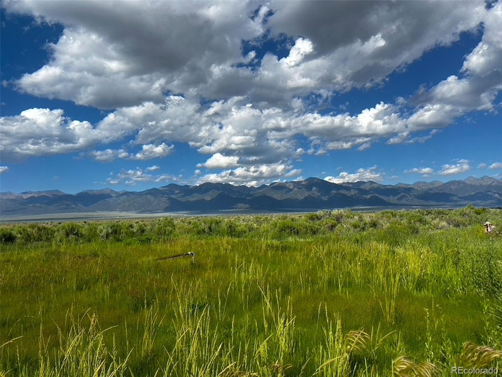 Property Photo:  