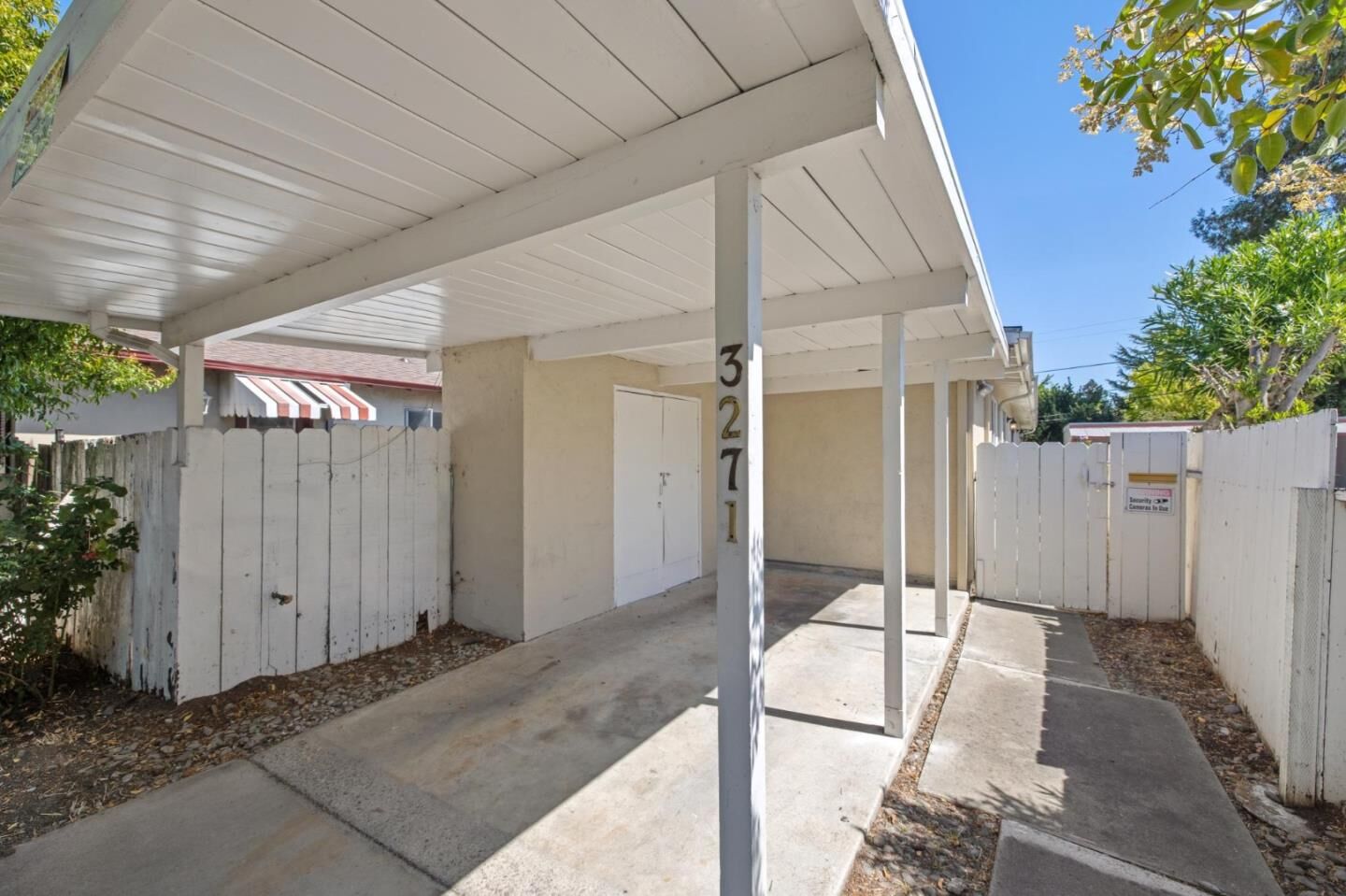 Property Photo: 3271 Alma Street CA 94306