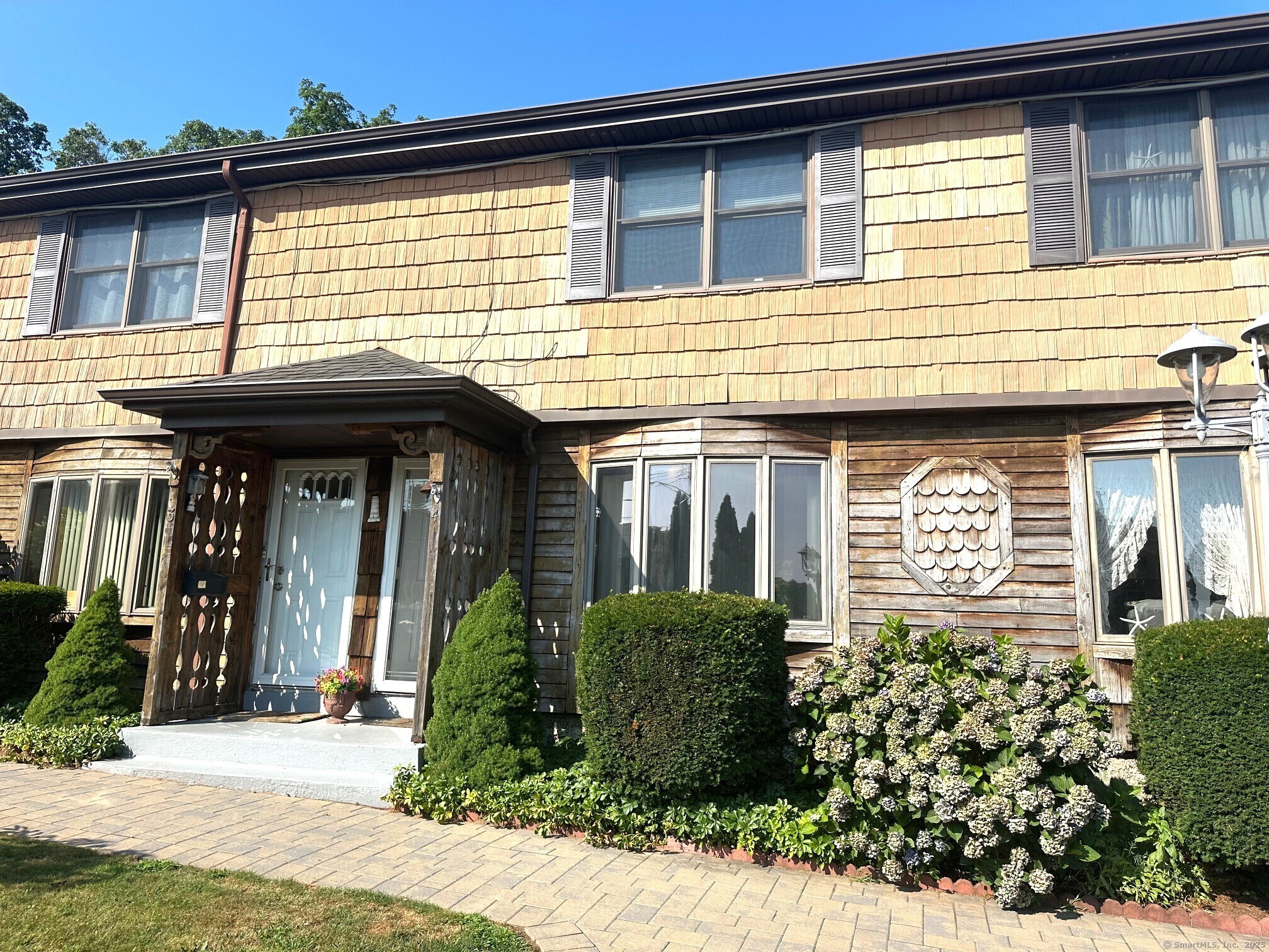 Property Photo: 1 Cora Street 4 CT 06512