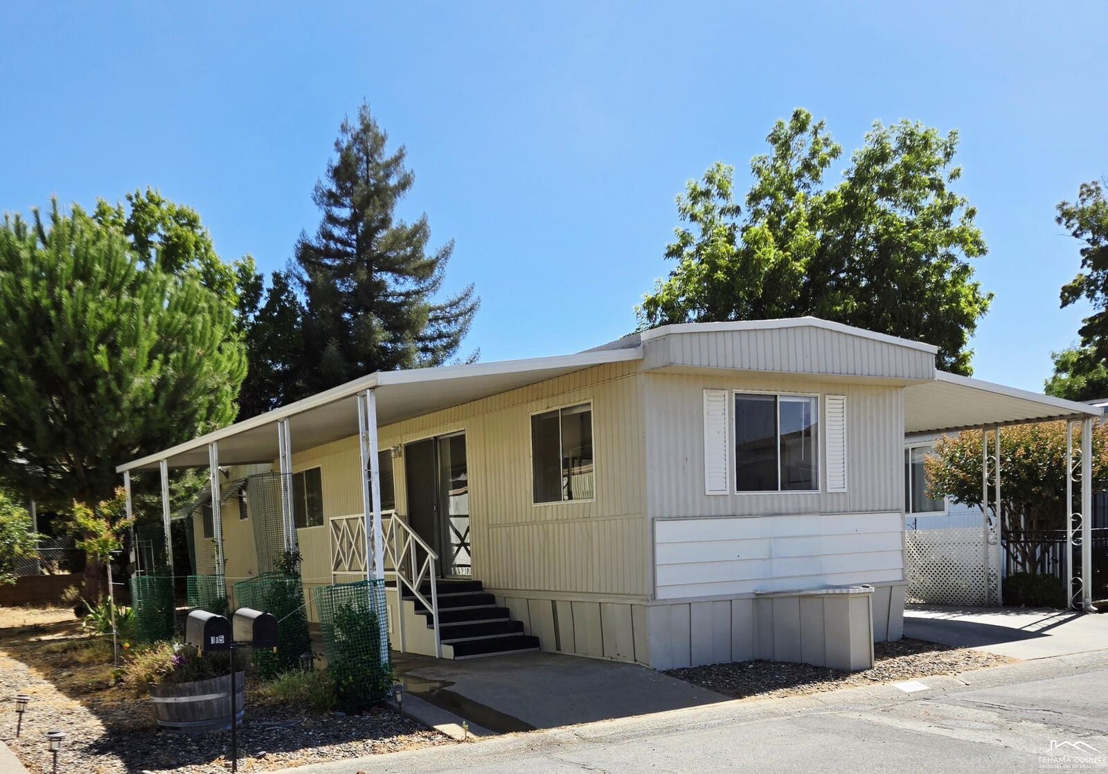 Property Photo:  184 Casa Grande Drive  CA 96080-0000 
