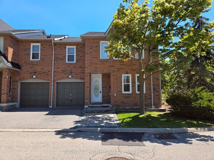 Property Photo:  5865 Dalebrook Crescent 70B  ON L5M 5X1 