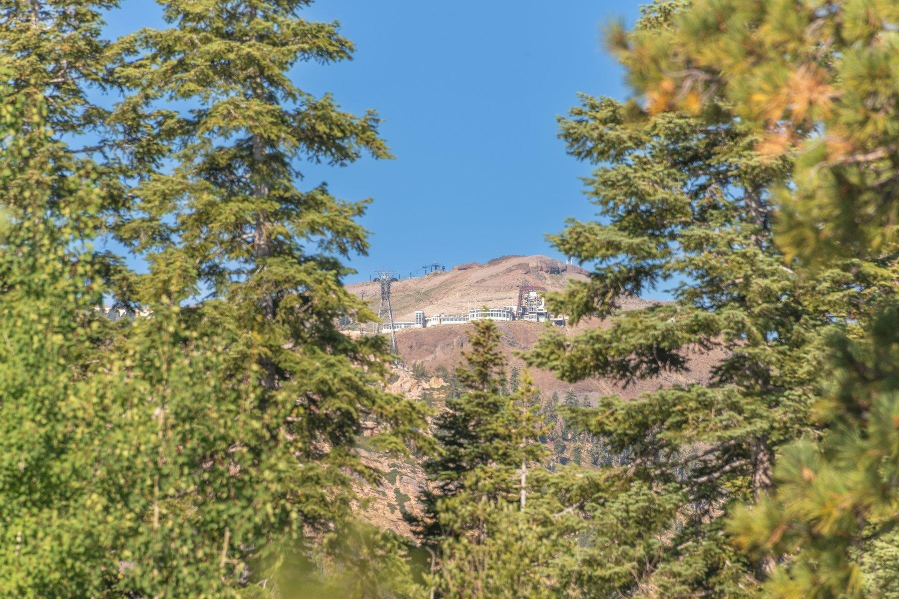 Property Photo:  3126 Sierra Crest Court  CA 96146 