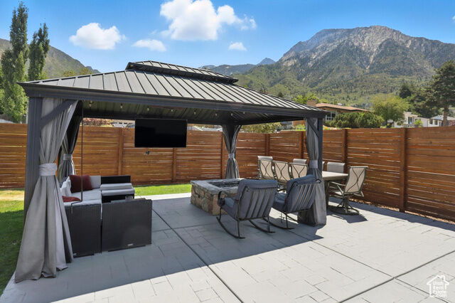 Property Photo: 4294 S Fortuna Way E UT 84124