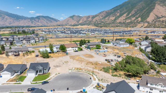 Property Photo:  1613 S 3170 E  UT 84660 
