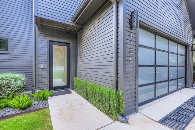 Property Photo: 1706 Hartford Road TX 78703