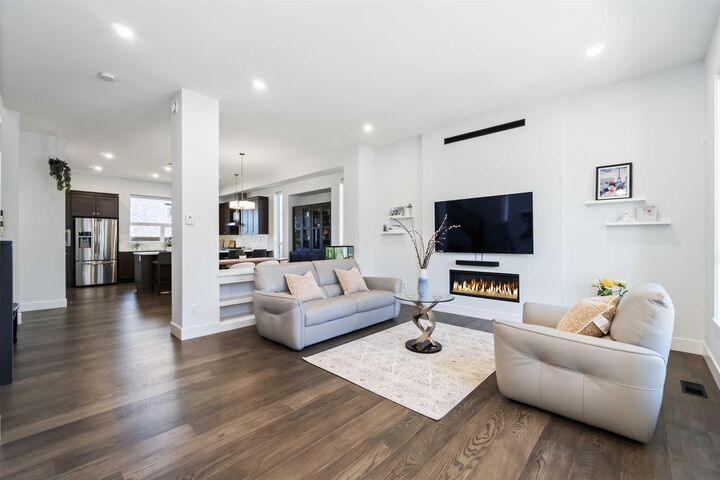 Property Photo:  20529 77B Avenue  BC V2Y 4K3 