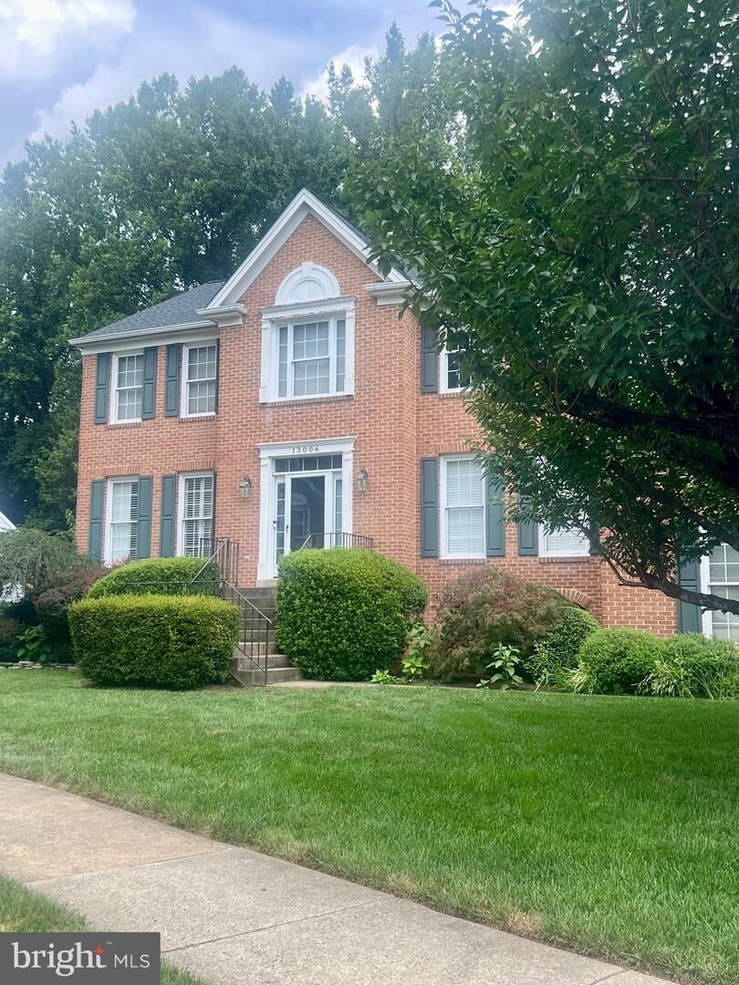 Property Photo: 13006 Pebblestone Court VA 20124