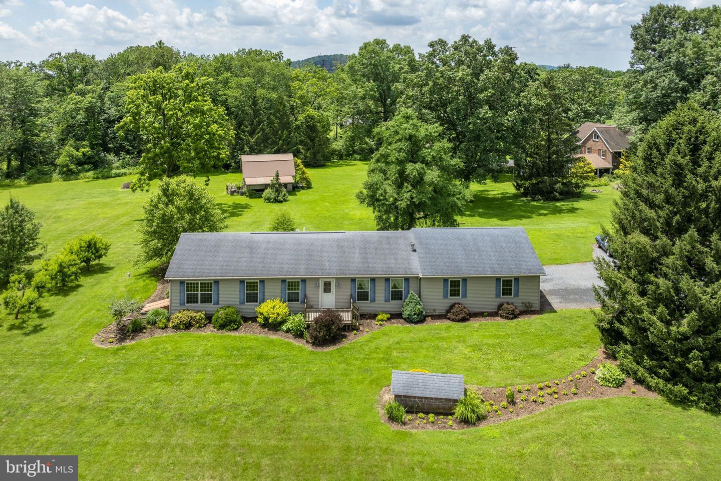 Property Photo: 1126 Dogwood Drive PA 17569