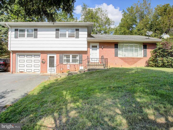 8655 Wayne Road  Waynesboro PA 17268 photo