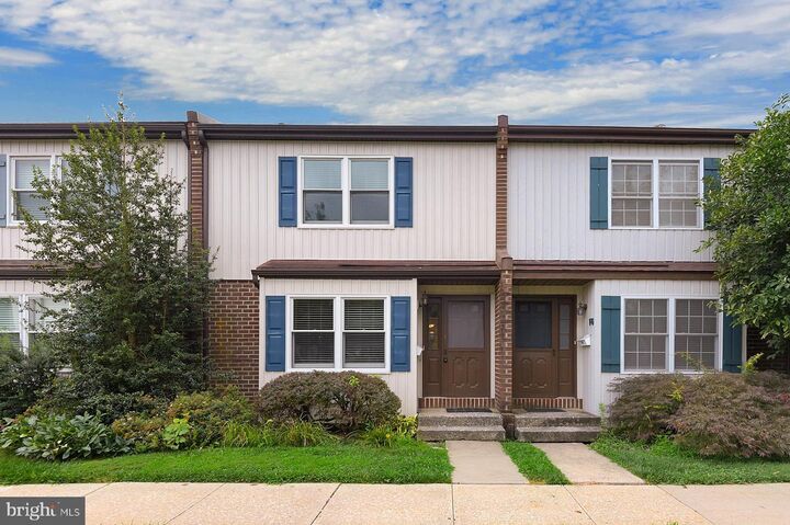 F 5 Shirley Lane  Lawrenceville NJ 08648 photo
