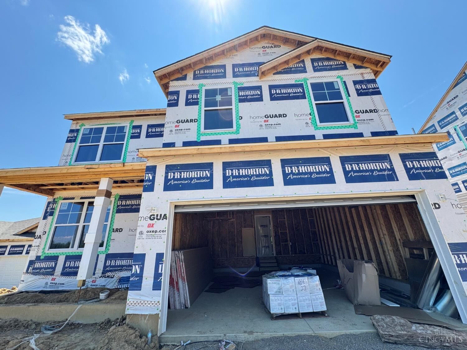 Property Photo: 104 Woodcreek Lane OH 45157