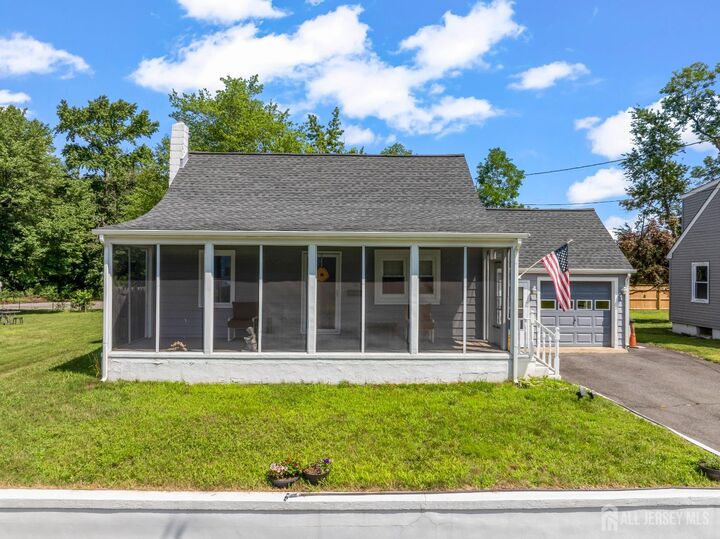 36 Collins Road  Hamilton NJ 08619 photo