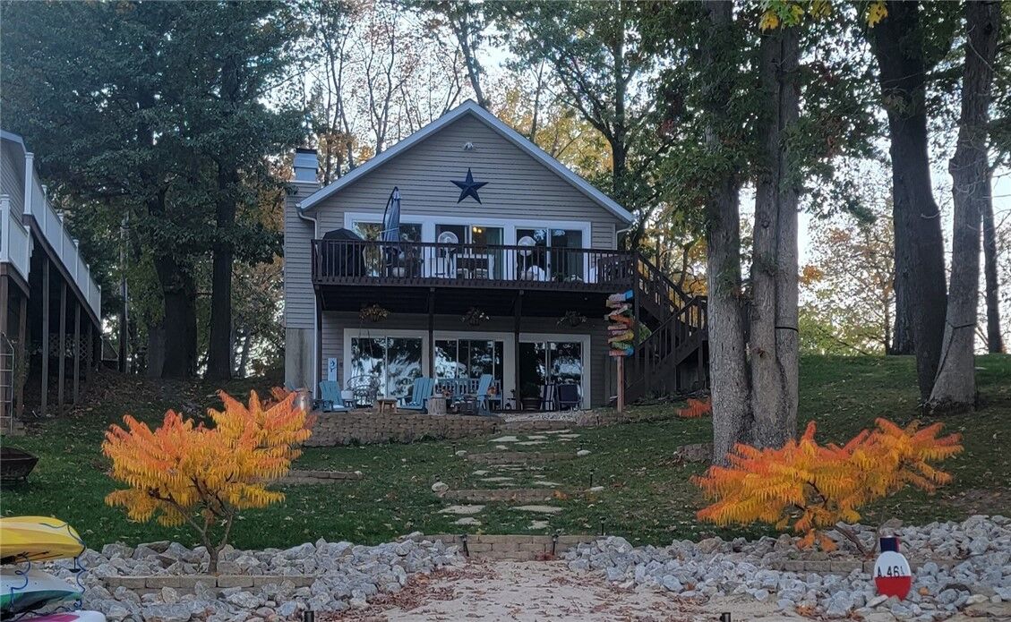 Property Photo: 2 Azalea Court IL 62557