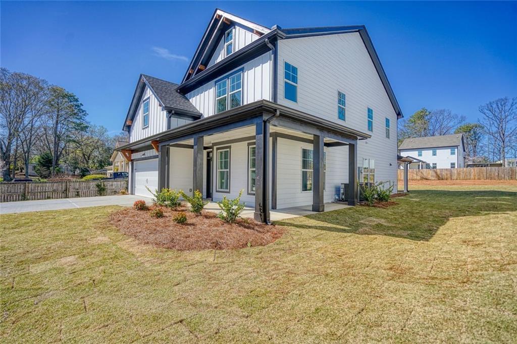 Property Photo: 1064 Eastview Road NE GA 30012