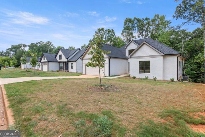 Property Photo:  380 Ansley Drive  GA 30605 