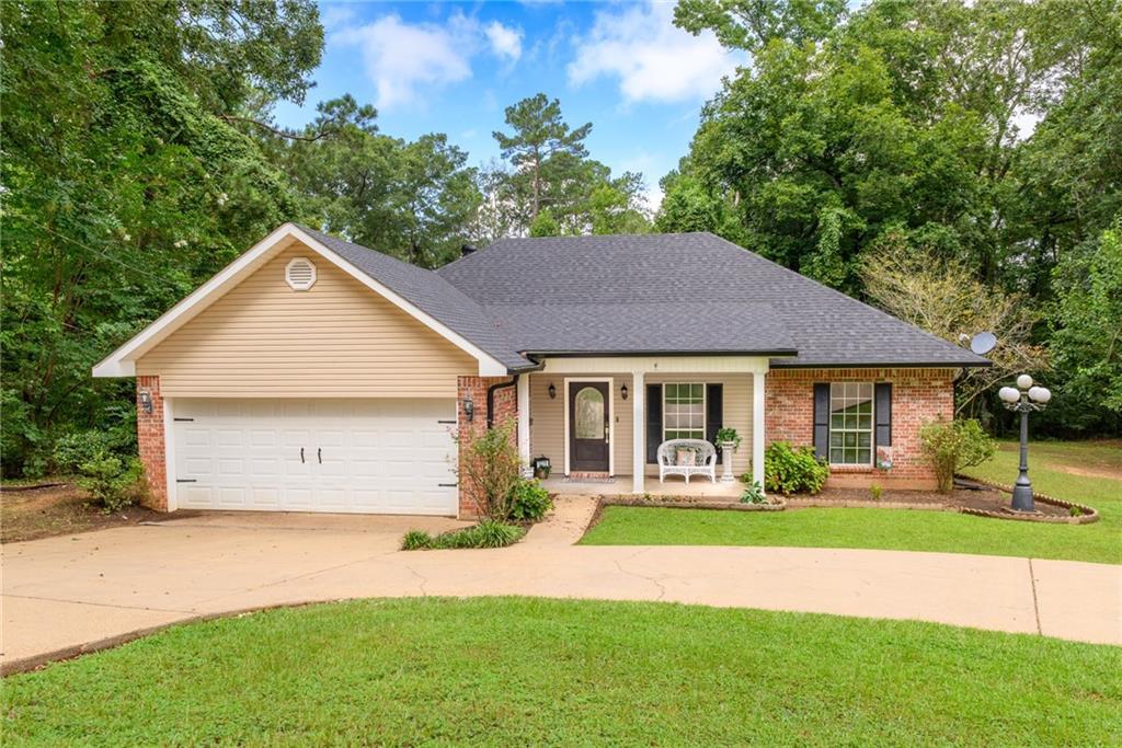 Property Photo: 3221 Skyline Drive LA 71360