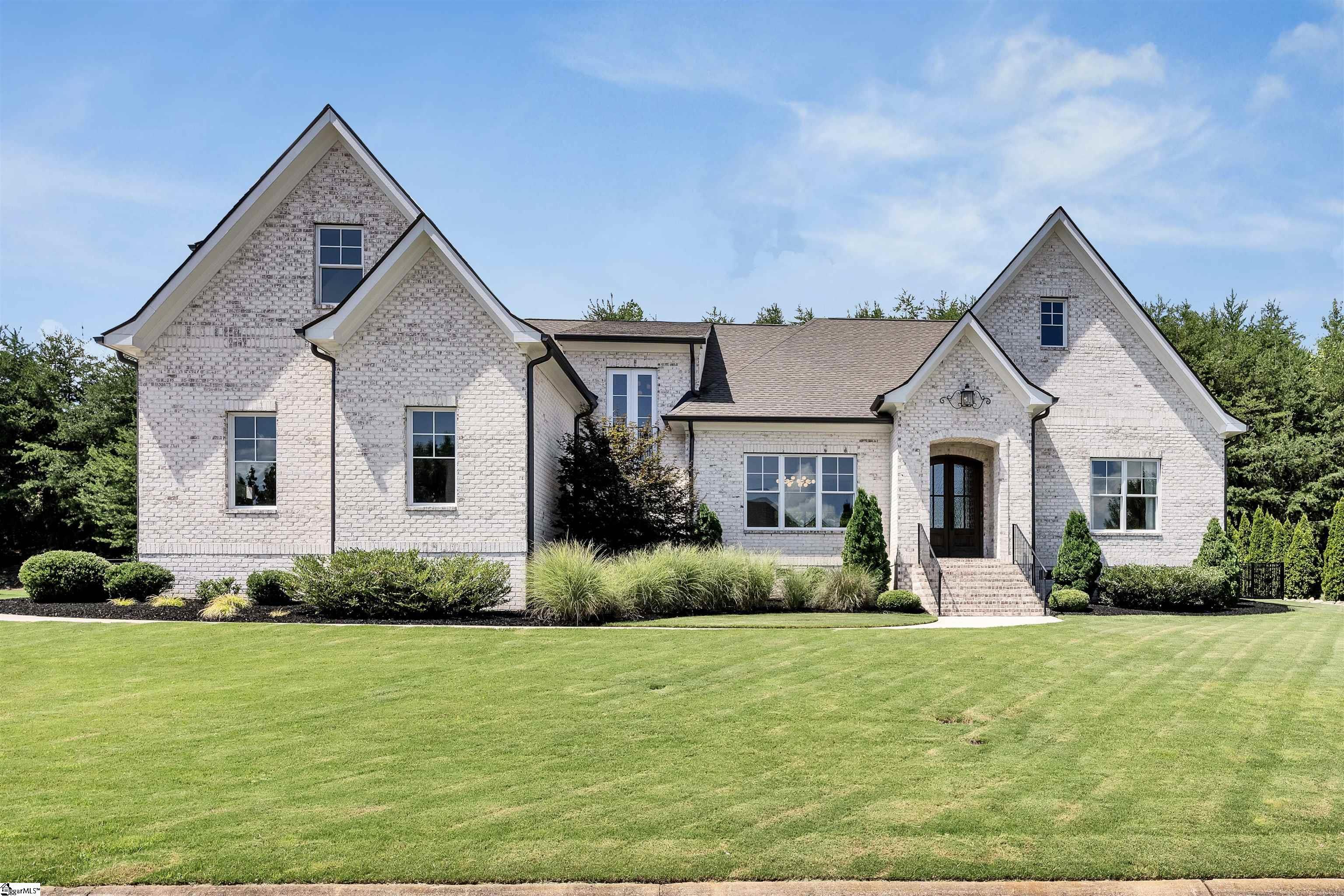 Property Photo: 136 Gascony Drive SC 29609