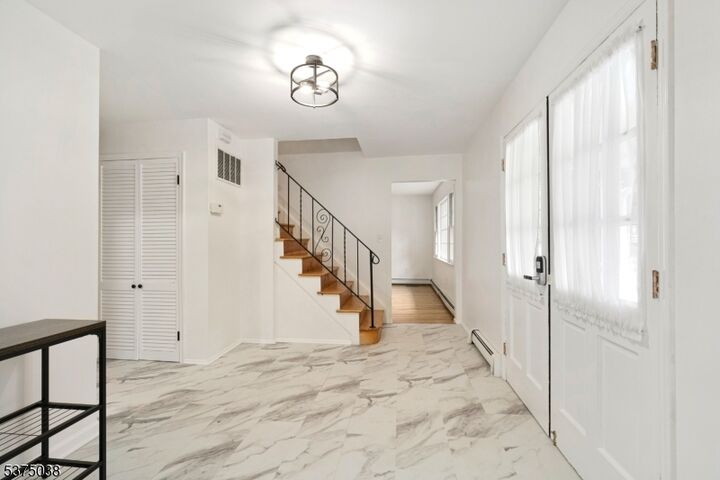 Property Photo:  11 Drumlin Dr  NJ 07950 