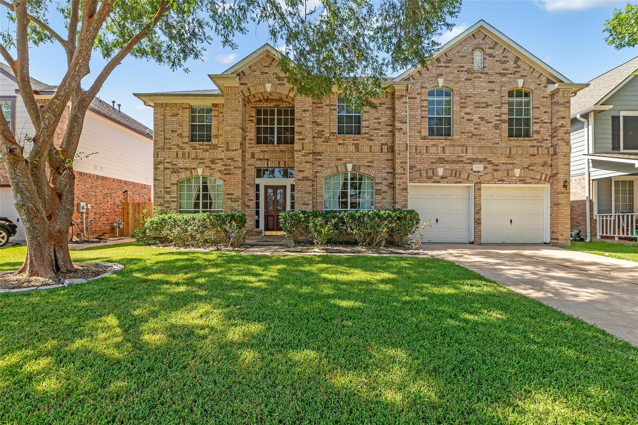 Property Photo: 16343 Mellow Oaks Lane TX 77498