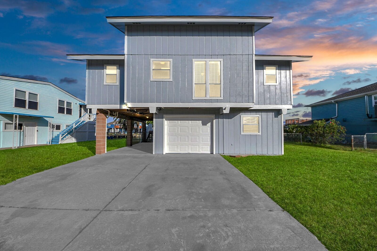Property Photo:  129 Tarpon Street  TX 77563 
