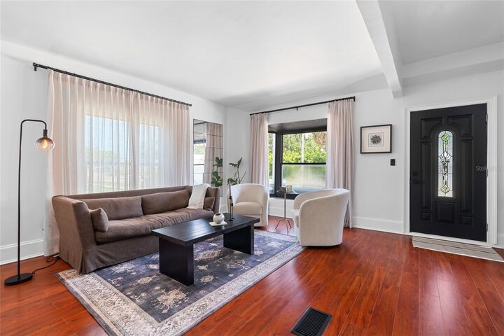 Property Photo: 1713 10th Avenue W FL 34205