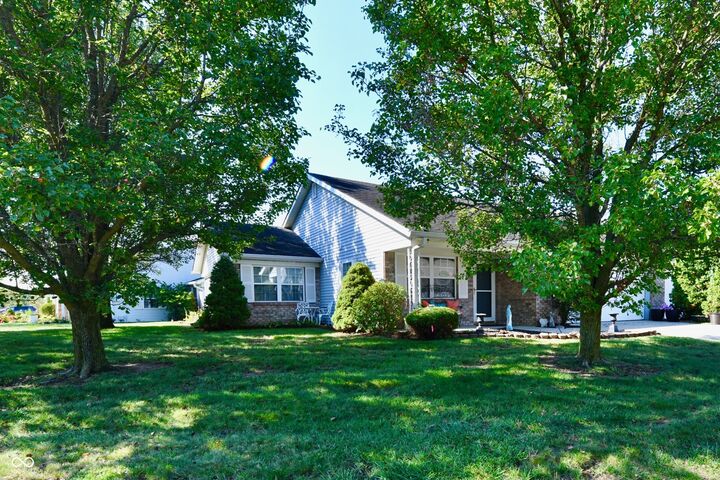 Property Photo:  5668 Misty Ridge Circle  IN 46237 