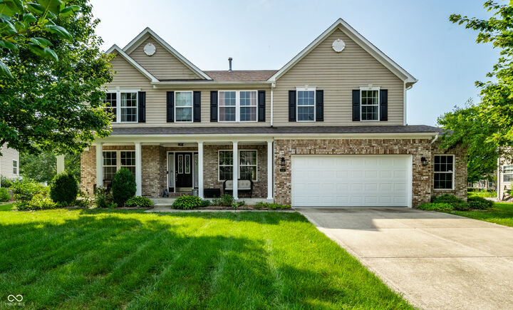 Property Photo: 11141 Craycroft Court IN 46038