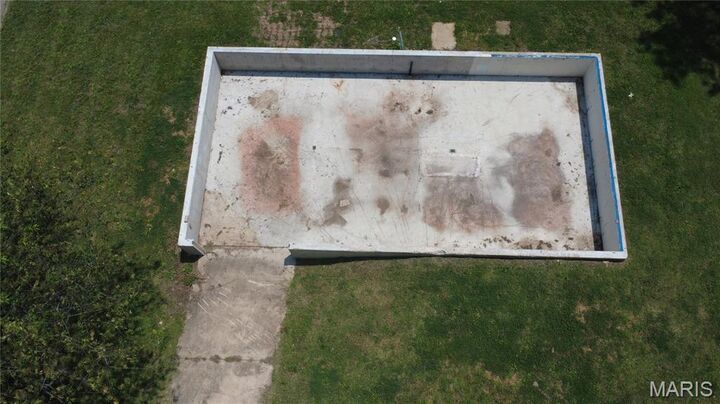 Property Photo: 909 Glencoe Drive MO 63601