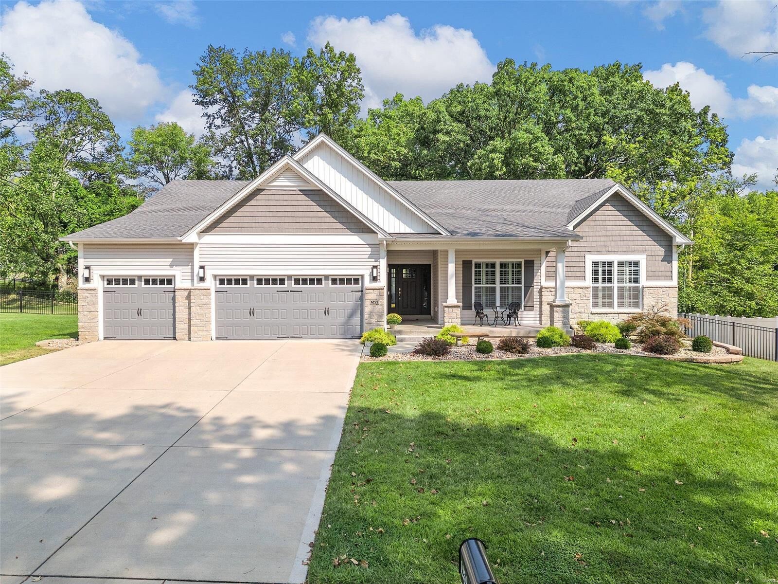 Property Photo: 1259 Vero Lane MO 63011