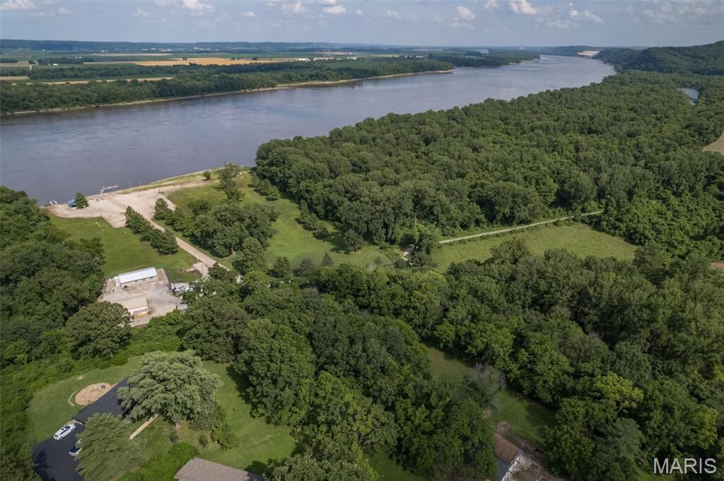 Property Photo: 3 Rivermont Dr. MO 63019
