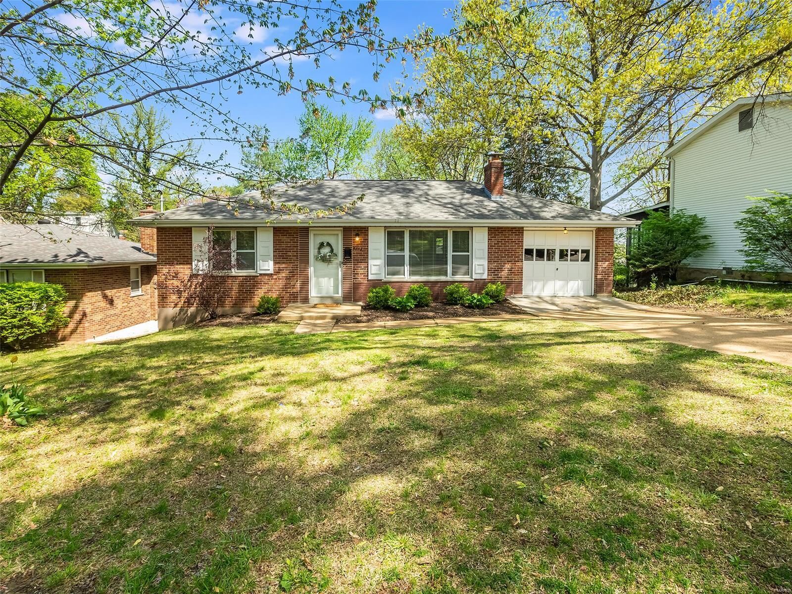 Property Photo:  7313 Nottingham Avenue  MO 63119 