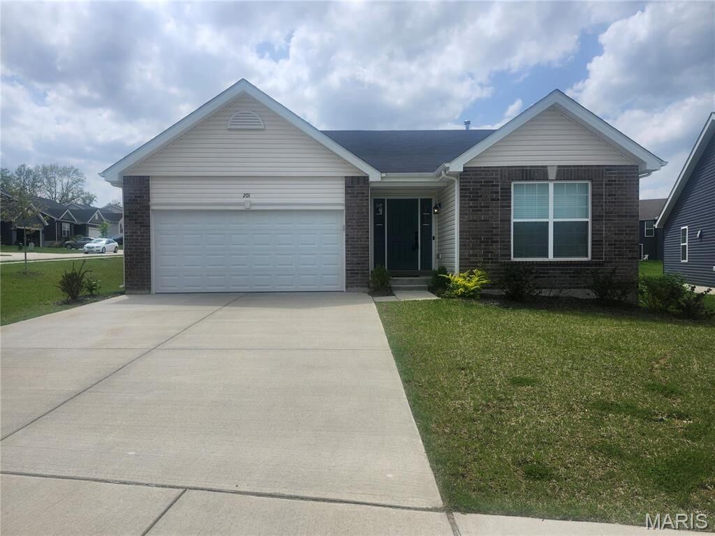 Property Photo: 201 Homestretch Lane MO 63385