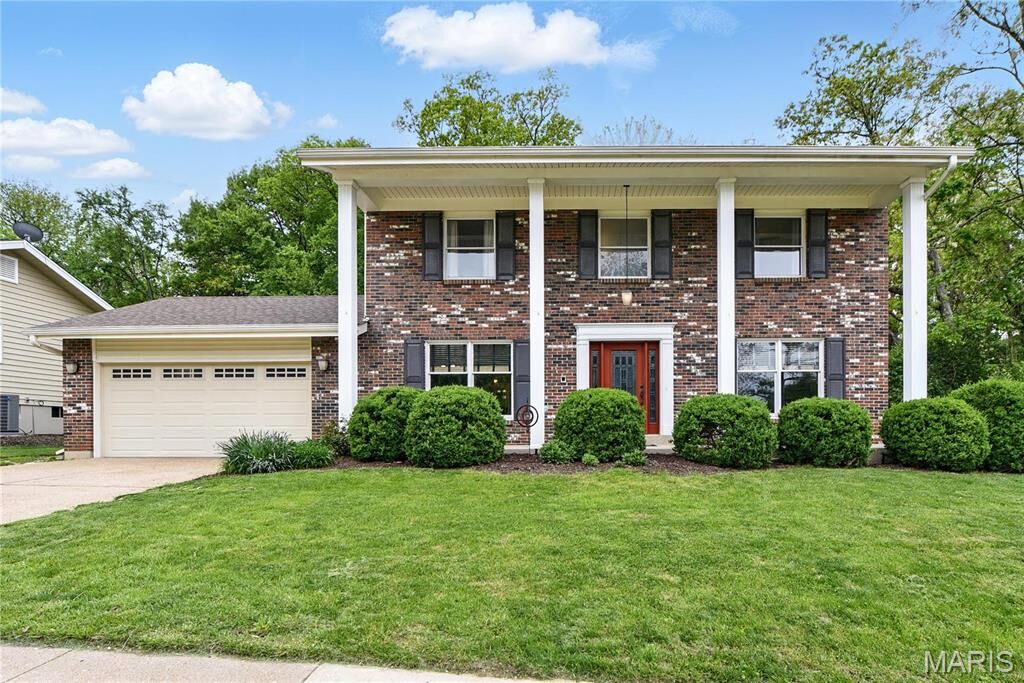 Property Photo: 1853 Schoettler Valley Drive MO 63017