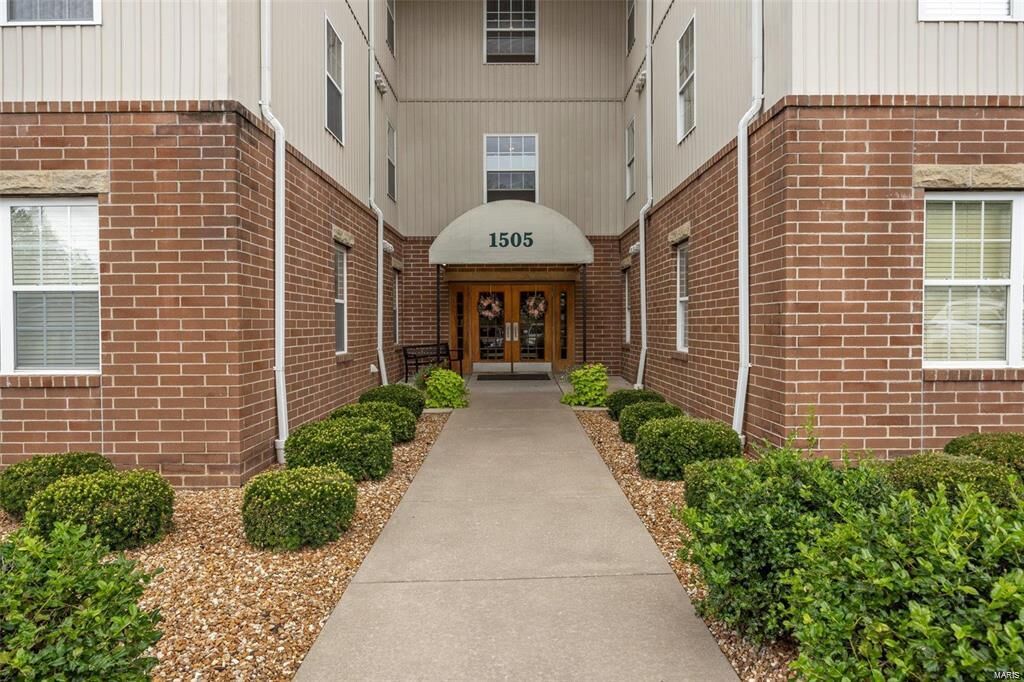 Property Photo: 1505 S Old Highway 94 #303 MO 63303