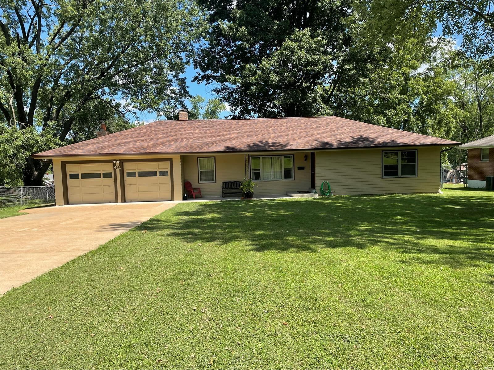 Property Photo:  411 Utz  MO 63042 