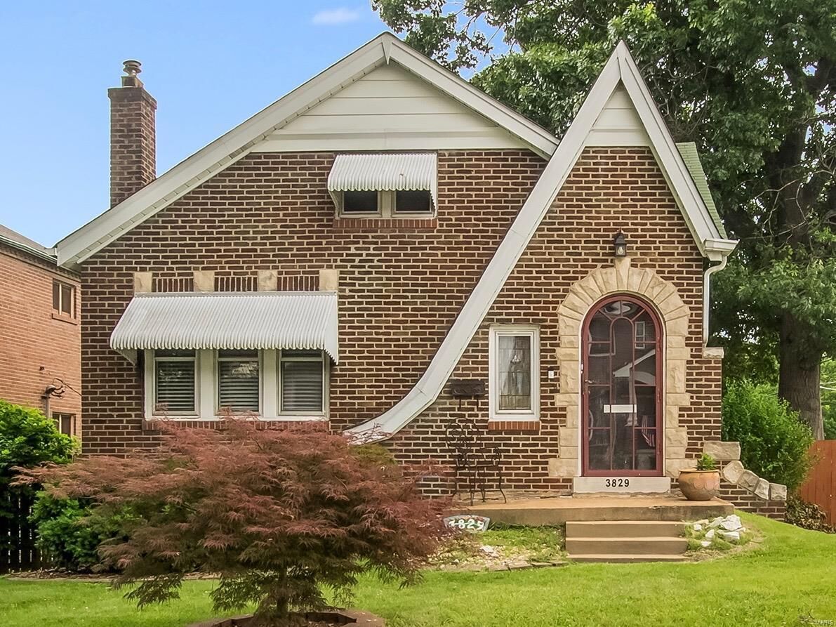 Property Photo:  3829 Blow Street  MO 63116 