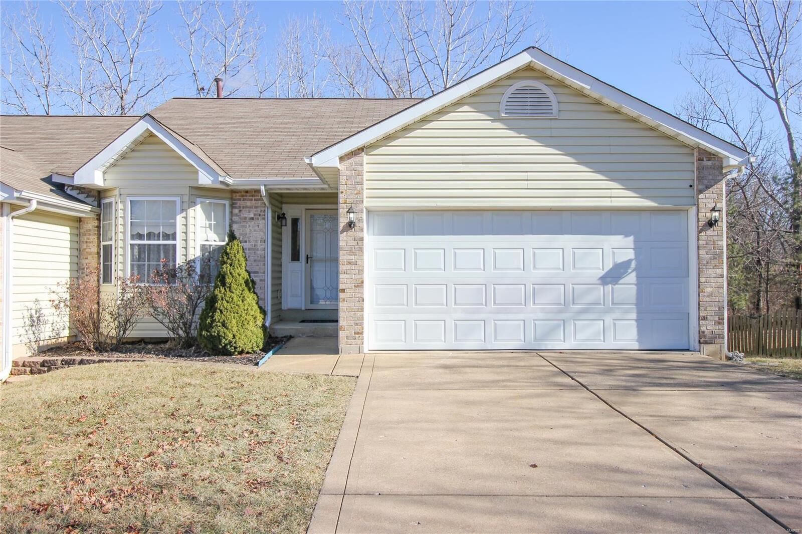Property Photo:  906 Blumhoff Road  MO 63385